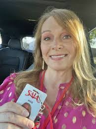 Tami Bain's Instagram, Twitter & Facebook