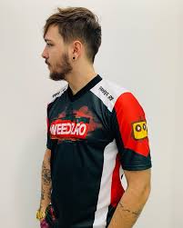 The reason for garena free fire's increasing popularity is it's compatibility with low end devices just as. Tributacao Lacticinios Nome Provisorio Blusa Do Cerol Paginasdemusica Pt