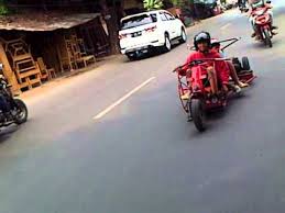 Image result for vespa extreme trikel