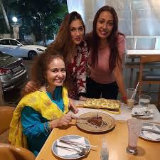 Download Book My Show Indore Sapna Sangeeta Manoj kumar jha madhu kunj. download