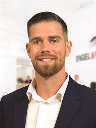 Trisha Shaver's Instagram, Twitter & Facebook