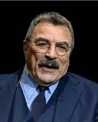 Karrueche Tran is standing strong beside Coach Prime as he faces his 16th  surgery. Social media is divided. Do you think love is love, or would you  draw the line?