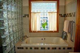 why do i have ants in my bathroom?
