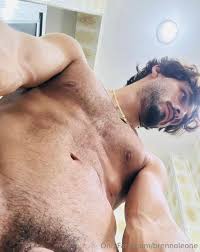 Suposta foto do ator Brenno Leone nu e mostrando o pênis gostoso | Todos  Famosos Nus