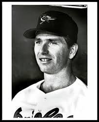 Craig Hulett's Instagram, Twitter & Facebook