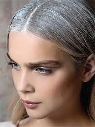 7 Remedios Caseros Para Reducir Las Canas Medium Hair Styles Causes Of White Hair Hair Styles