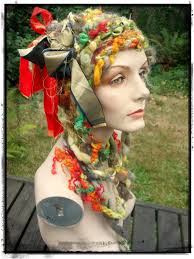 Wear Gallery — Girl with a Hook