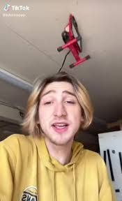 Luke Langley's Instagram, Twitter & Facebook