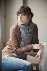 Flashbacks of a fool is a 2008 british drama film about a hollywood actor who, following the death of his childhood best friend, reflects upon his life and what might have been, had he stayed in england. 75 Jodhi May Ideen Gesicht Serien