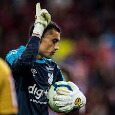 Jun 21, 2021 · o goleiro john não fez nenhum gol, nenhuma defesa espetacular ou no último minuto do clássico com o são paulo. Campeao Santos E Convocado E Aumenta Lista De Goleiros Do Athletico Na Selecao Athletico Pr Ge