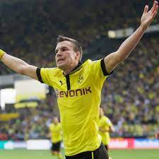 Borussia Dortmund Vs Bayern Munich 2013 Uefa Champions League Final Lineups Sbnation Com