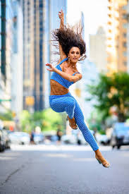 Elena d'amario identica alla mamma. Da Amici Alla Cina Via New York Elena La Ballerina Col Cuore Termolese