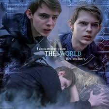 Pin By Ellie Cat On Disney Robbie Kay Peter Pan Peter Pan Ouat Peter Pan Movie
