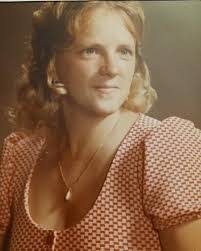 Marilyn Cullen's Instagram, Twitter & Facebook