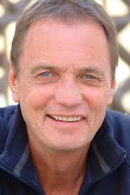 Reparto de Watchers 3 (película 1994). Dirigida por Jeremy Stanford