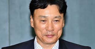 Doosan's Lee Seung-yeob defends team amid top 5 exclusion claims