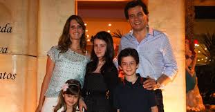 Celso portiolli 2021 estatura (altura): Strong Celso Portiolli Strong Comemora O Aniversario Dos Filhos