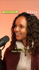 ÉPISODE 294 ONLINE!!! ⚡🎧⚡ Aujourd'hui, c'est à @virginiegrimaldi que j'ai  laissé ma place pour incarner Bliss en tendant le micro à une autre femme.  Virginie, j'adore sa voix, j'adore ses mots, sa