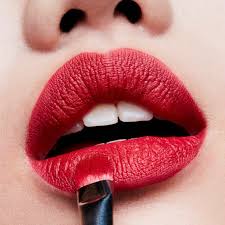 Labial Mac tono russian red $8.000 precio retail $19.990  #maquillajealtagama #maccosmetics