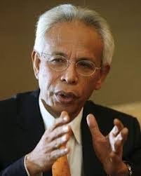MY COMMENT: MP Tan Sri Shahrir Samad (right) called for a Shahril Samad broad-based bipartisan discussion involving all stakeholders on the TPPA. - shahril-samad