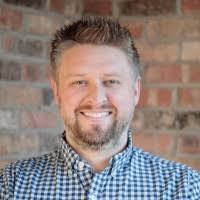 Lori Vandergriff's Instagram, Twitter & Facebook