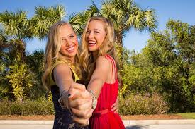 Jessica korda (r) hugs her sister nelly korda after jessica's win at the diamond resorts jessica, 28, and nelly are only two parts of a very athletic family. Nelly Korda