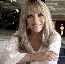 Sharon Marek's Instagram, Twitter & Facebook