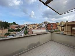 Vendita Villa a schiera in via Giorgio Spaccarelli 11 Roma. Ottimo stato,  posto auto, con terrazza, riscaldamento autonomo, 231 m², rif. 115886315