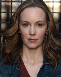 I think I have not processed 2021 to the degree that I can write about it  in a way that might be beneficial for sharing. So I don't have some  insightful last