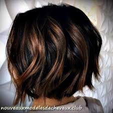 Dans cet article, on va vous révéler les dernières tendances des coiffures courtes tendance 2020. Idee Tendance Coupe Coiffure Femme 2017 2018 60 Idees De Couleur De Cheveux Brun Chocolat Pour Les Brunes Vogue Tunisie Maroc Algerie Magazine Fashion Luxe Inspiration Et People