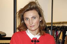 After ten years of her career, she recorded piano pop music. Smutne Wiesci Reni Jusis Stracila Najblizsza Osobe Pokazala Prywatne Zdjecie Super Express Wiadomosci Polityka Sport