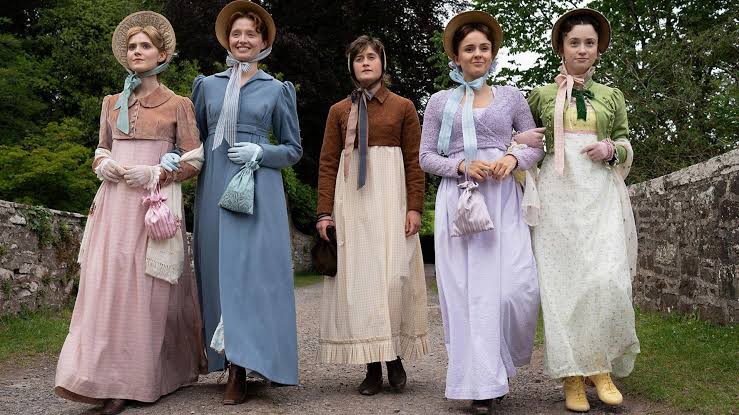 The Other Bennet Sister wraps filming Christmas special in Wales - BBC News