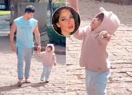 As últimas notícias, fotos e vídeos na cobertura exclusiva do ego. Em Passeio Com Arthur Aguiar Sophia Denuncia Presenca De Mayra Cardi Quem Quem News