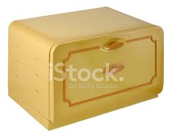 Suitable for storing loaves of bread, batches, cakes and more. Vintage Tin Breadbox Stock Photos Freeimages Com