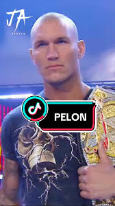 Por que Randy Orton estaba pelon?