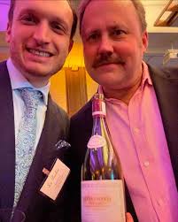 Clay Fox (@clayfoxsomm) • Instagram photos and videos