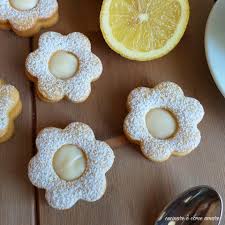 Limone crema è il colore anche conosciuto come lemonchiffon. Biscotto Con Ripieno Crema Al Limone Cucinare E Come Amare