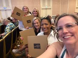 Erica's busy week and online shop promotion