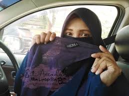 Teknik yang sama boleh digunakan untuk menghias. Penjual Tudung Labuh Patuh Syariah Berkualiti Dan Murah Kini Telah Dikesan
