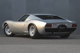 73% pensent que le journaliste mérite ses millions. 1968 Lamborghini Miura P 400 Ex Philippe Bouvard