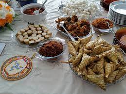 Rumah terbuka tidaklah bertujuan mengembangkan agama kepada penganut agama lain. Juadah Pilihan Rumah Terbuka Pasti Meletup Butterkicap