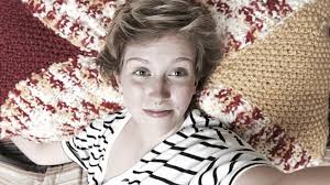 Dwight pillow finished, size of standard bed pillow