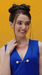 Laura Chartier's Instagram, Twitter & Facebook