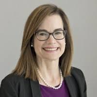 Robyn Bowen's Instagram, Twitter & Facebook