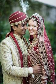Beautiful Bridal Designs For This Indian American Wedding Indian American Weddings Indian Wedding Outfits American Wedding