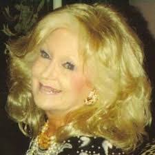 Carolyn Matlock's Instagram, Twitter & Facebook