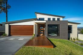 To make a pitched roof following planning guidelines and to make a flat roof matching the square plan. 11 Butterfly Roof Ideas Facade House Skillion Roof House Roof