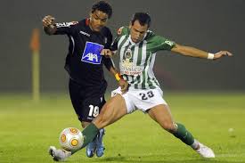 Fábio do passo faria (born 24 april 1989) is a portuguese former footballer who played as a central defender. Tribunal Ordena Pagamento De Pensao Vitalicia A Ex Jogador Do Benfica E Do Rio Ave Revista De Imprensa Publico