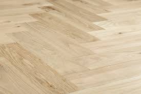 The two most common types used for flooring are the red and white oak trees. Tungston Plank Herringbone White Oak Flooring Herringbone White Oak Natural 4 X 16 Unfinished
