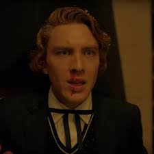 Cody Fern is very handsome… but good lord they did NOT do him justice with  his hairstyles : r/AmericanHorrorStory